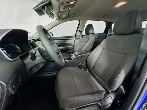 Used 2023 Hyundai Tucson SE FWD image 12