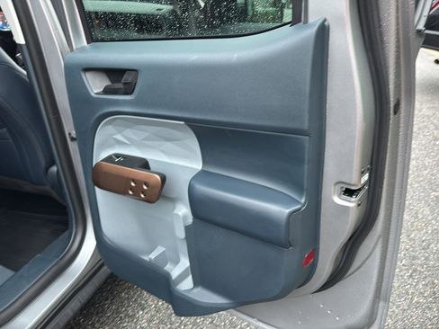 Certified 2023 Ford Maverick Lariat w/ Equipment Group 500A Standard image 13