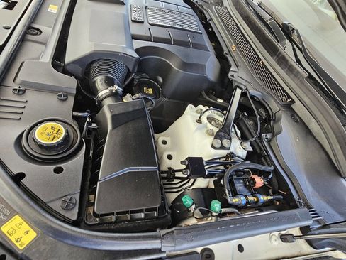 Used 2014 Land Rover Range Rover Sport HSE image 38