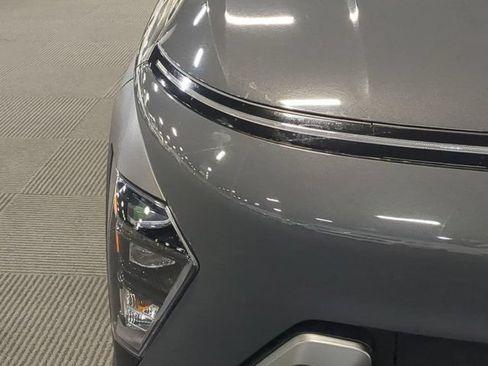 Used 2024 Hyundai Kona SEL FWD image 9