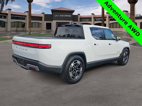 Used 2022 Rivian R1T Adventure image 8