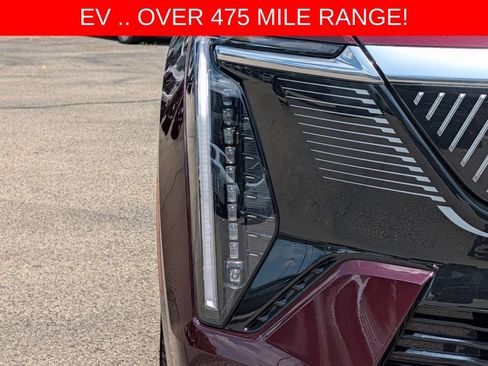 Used 2025 Cadillac Escalade IQ Luxury 2 w/ LPO, Premium Carpet Package AWD/4WD image 3
