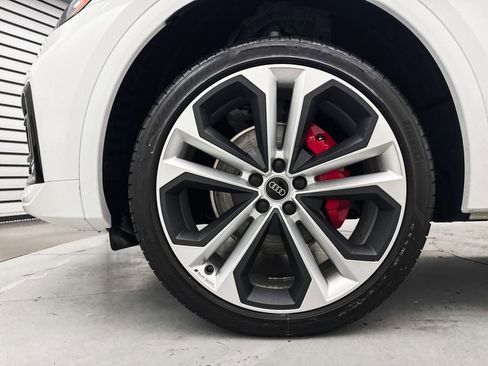 Used 2024 Audi Q5 2.0T Premium Plus image 17