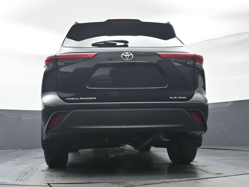 Used 2023 Toyota Highlander XLE image 30