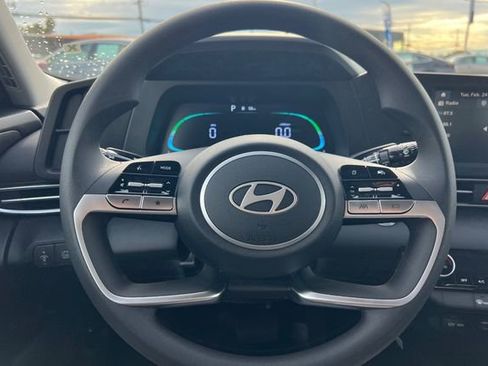New 2026 Hyundai Elantra Hybrid FWD image 22