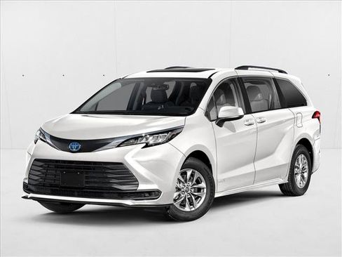 Used 2021 Toyota Sienna LE FWD image 1