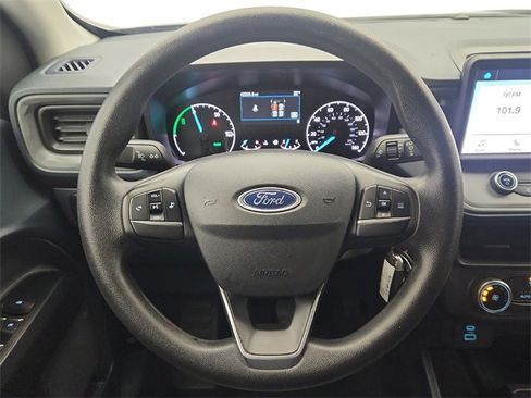 Used 2022 Ford Maverick XL image 10