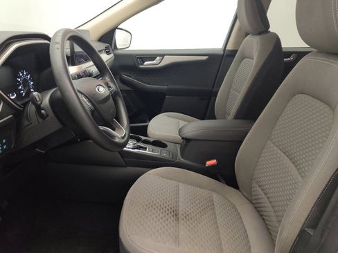 Used 2020 Ford Escape SE FWD image 17