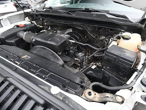 Used 2022 Chevrolet Silverado 2500 Custom AWD/4WD image 27