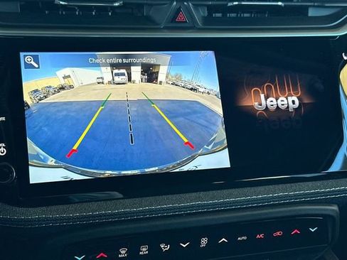 New 2026 Jeep Cherokee Laredo AWD/4WD image 18