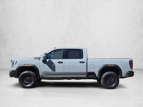 Used 2024 GMC Sierra 2500 AT4X w/ AT4X AEV Edition AWD/4WD image 9