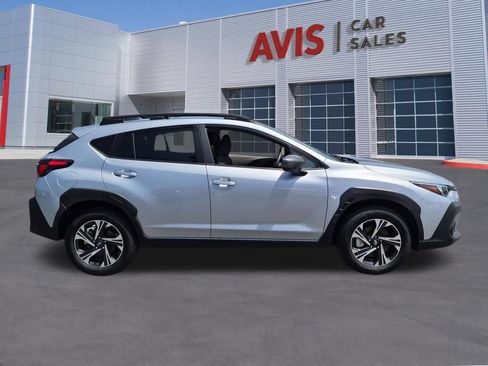Used 2025 Subaru Crosstrek 2.5i Premium AWD/4WD image 5