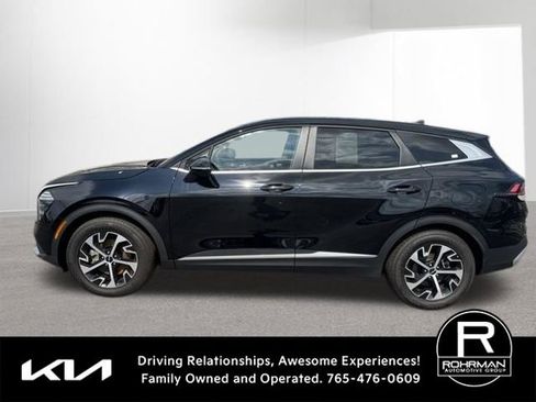 Used 2025 Kia Sportage EX image 6