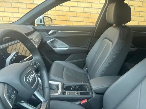 Used 2025 Audi Q3 2.0T Premium w/ Convenience Package AWD/4WD image 4