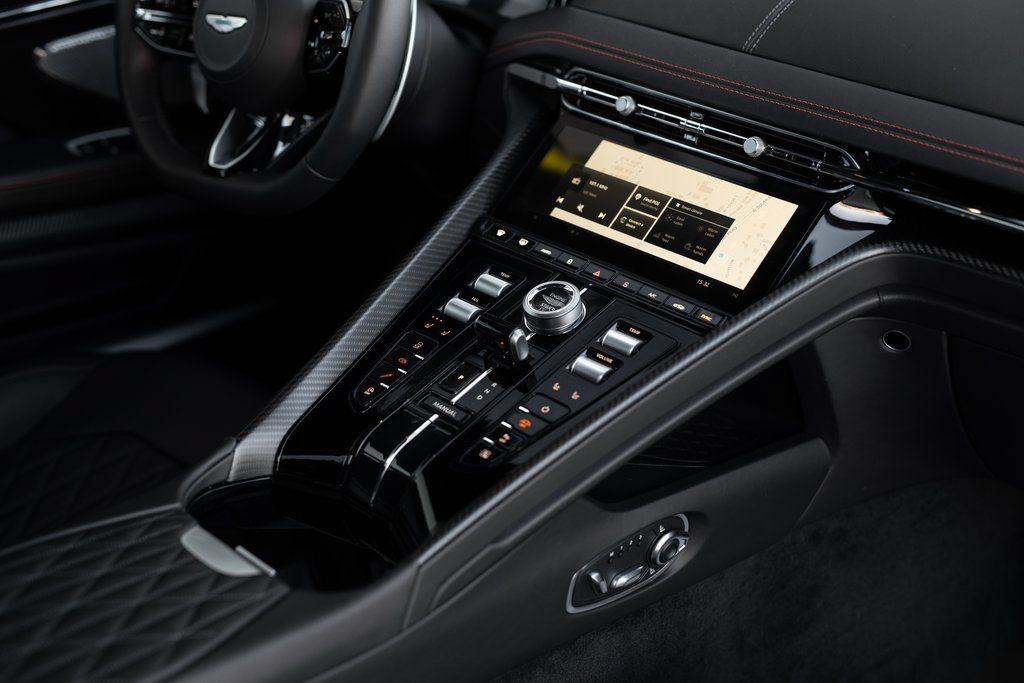 Used 2025 Aston Martin DB12 Coupe RWD image 14