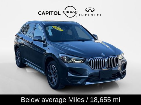 Used 2022 BMW X1 xDrive28i w/ Premium Package image 3