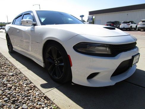Used 2020 Dodge Charger R/T w/ Performance Handling Group image 3