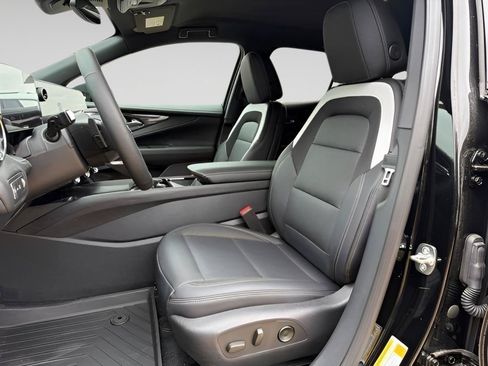 New 2026 Chevrolet Blazer EV LT AWD/4WD image 9