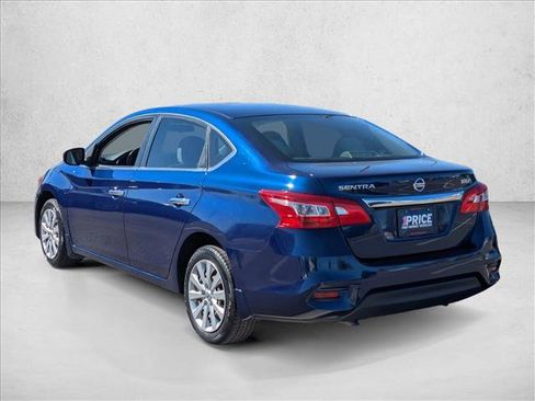 Used 2017 Nissan Sentra S image 7