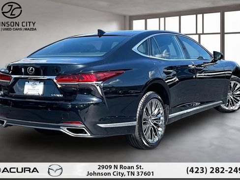 Used 2018 Lexus LS 500 w/ Luxury Package RWD image 2