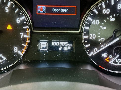 Used 2015 Nissan Altima 2.5 S w/ Power Driver Seat Package FWD image 18
