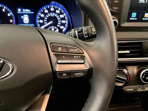 Used 2019 Hyundai Kona SEL image 16