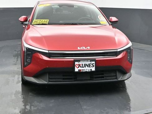 Used 2025 Kia K4 FWD image 3