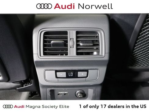 Used 2023 Audi Q5 2.0T Premium w/ Convenience Package AWD/4WD image 23