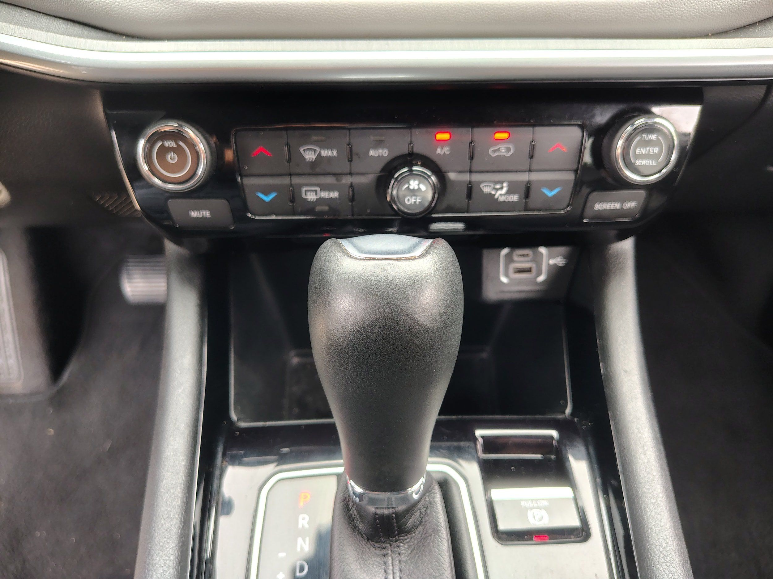 Certified 2024 Jeep Compass Limited w/ Sun and Sound Group AWD/4WD image 37
