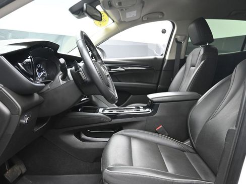 Used 2021 Buick Envision Essence AWD/4WD image 14