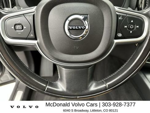 Used 2018 Volvo XC60 T6 Momentum w/ Advanced Package AWD/4WD image 14