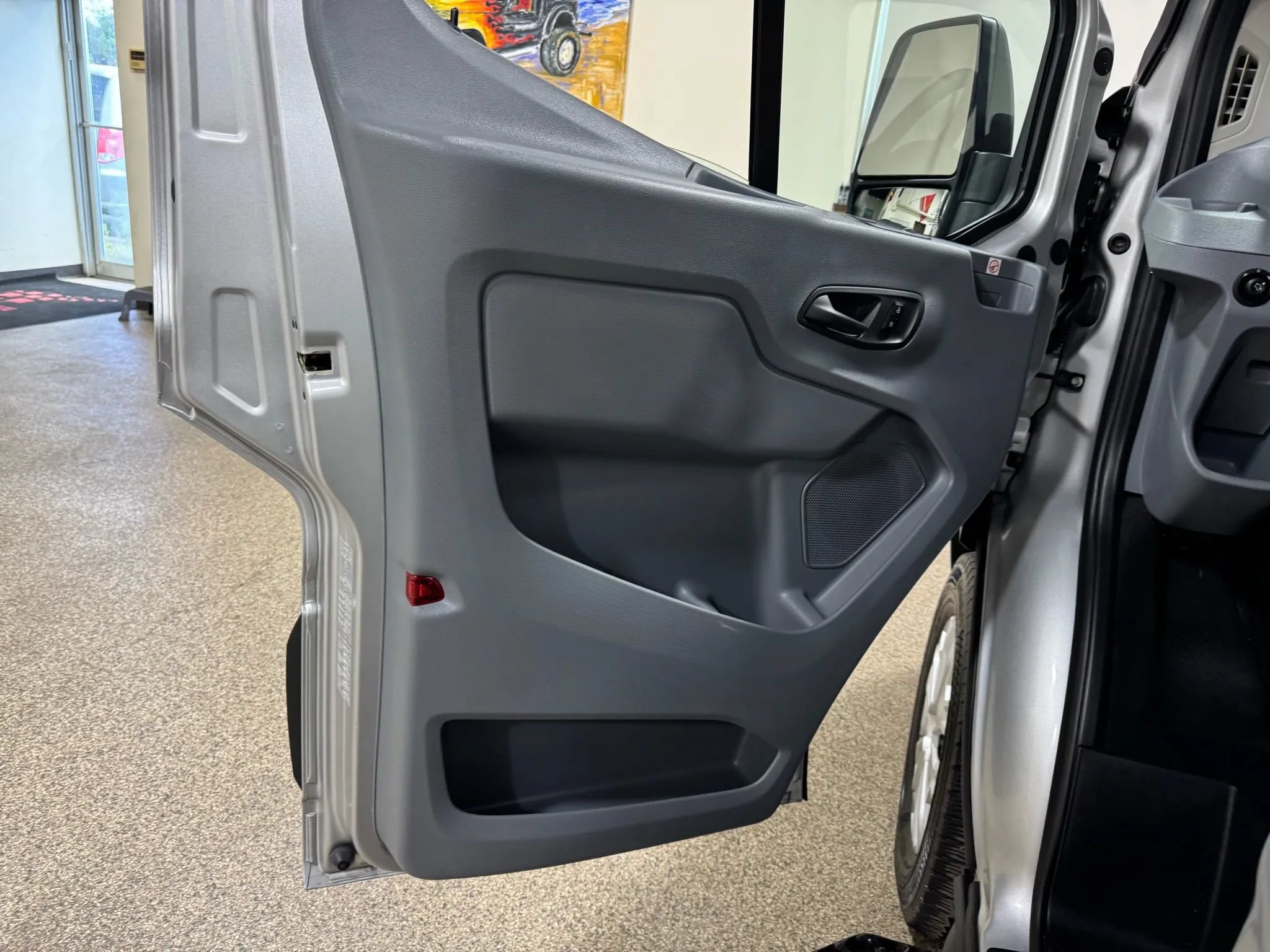 Used 2019 Ford Transit 250 148 Medium Roof RWD image 23