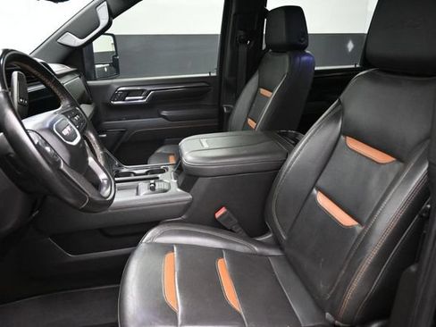 Used 2024 GMC Sierra 2500 AT4 w/ AT4 Premium Plus Package AWD/4WD image 13