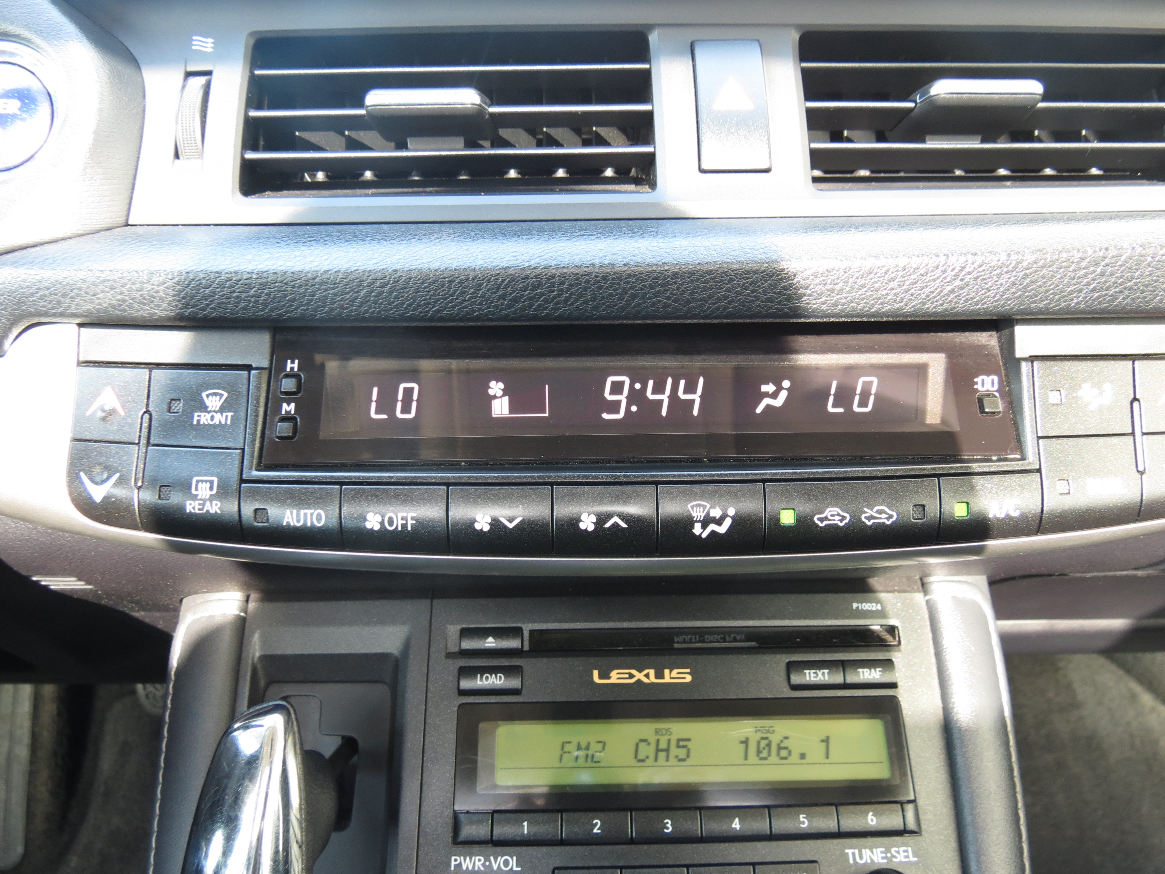 Used 2011 Lexus CT 200h Premium w/ Premium Audio Pkg FWD image 21