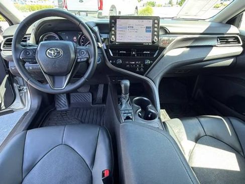 Used 2021 Toyota Camry XSE FWD image 18