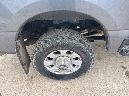 Used 2023 Ford F250 XLT AWD/4WD image 9