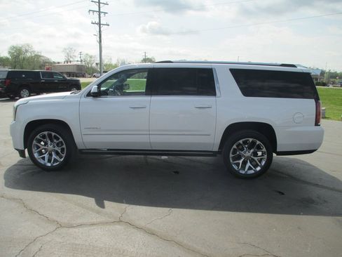 Used 2019 GMC Yukon XL Denali w/ Denali Ultimate Package image 9