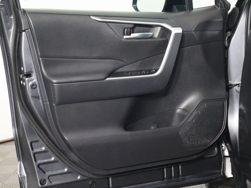 Used 2021 Toyota RAV4 XLE Premium FWD image 12