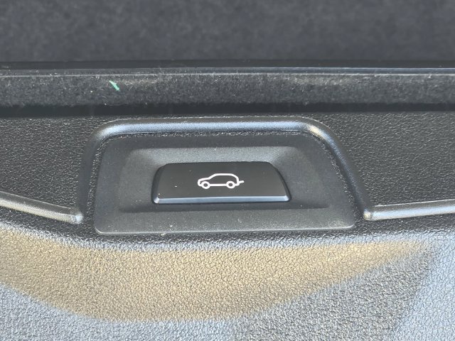 Used 2020 BMW X5 sDrive40i w/ Convenience Package RWD image 13