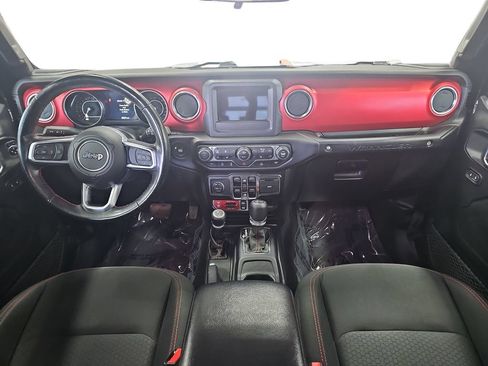 Used 2021 Jeep Wrangler Unlimited Rubicon w/ Cold Weather Group AWD/4WD image 9