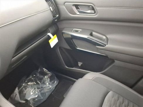 New 2025 Nissan Pathfinder SV image 23