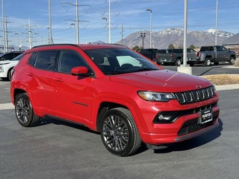 Used 2022 Jeep Compass Limited image 27