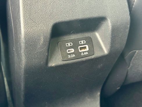 Used 2024 Subaru Crosstrek 2.5i Limited w/ Crosstrek Mirror Package image 21