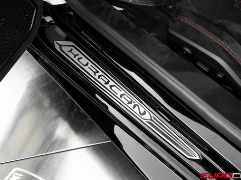 Used 2018 Lamborghini Huracan Performante image 48