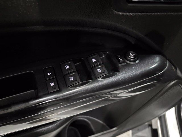 Used 2017 GMC Canyon SLE w/ All Terrain Package AWD/4WD image 16