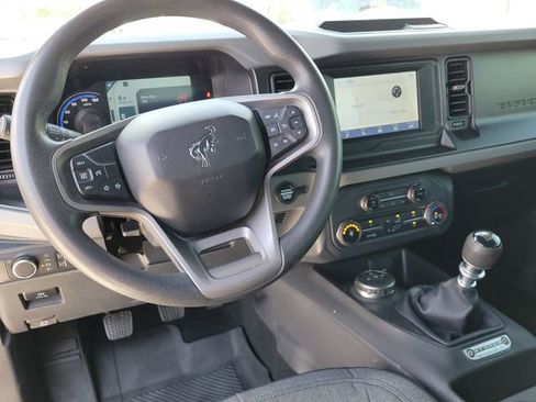 Used 2022 Ford Bronco 2-Door AWD/4WD image 9