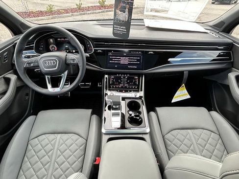 New 2026 Audi SQ7 Premium Plus image 10