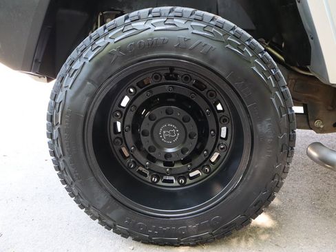Used 2009 HUMMER H2 Luxury AWD/4WD image 40