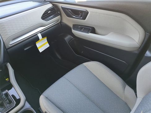 Certified 2025 Subaru Forester Premium image 14