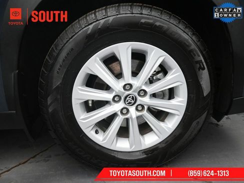 Certified 2024 Toyota Grand Highlander XLE image 29